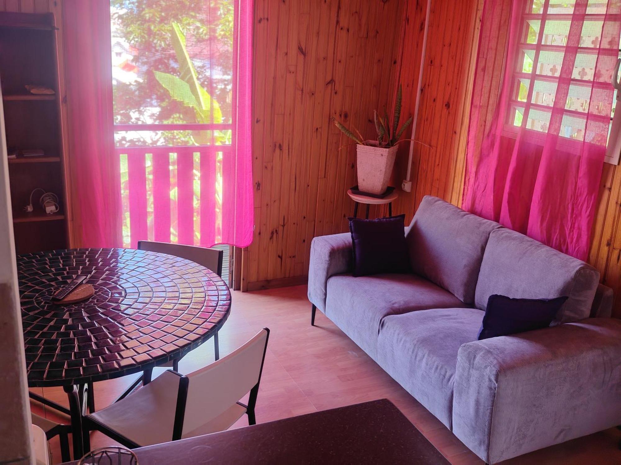 Appartement Idealement Situe 圣丹尼斯 外观 照片